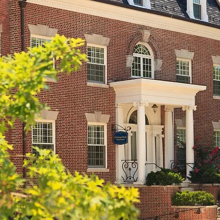 Embassy Circle Guest House
